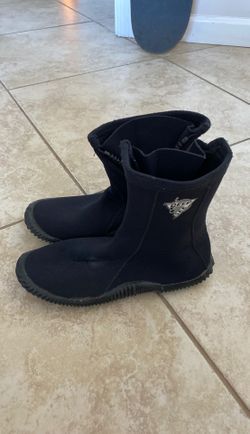 Deep sea scuba / water shoes - sz 7