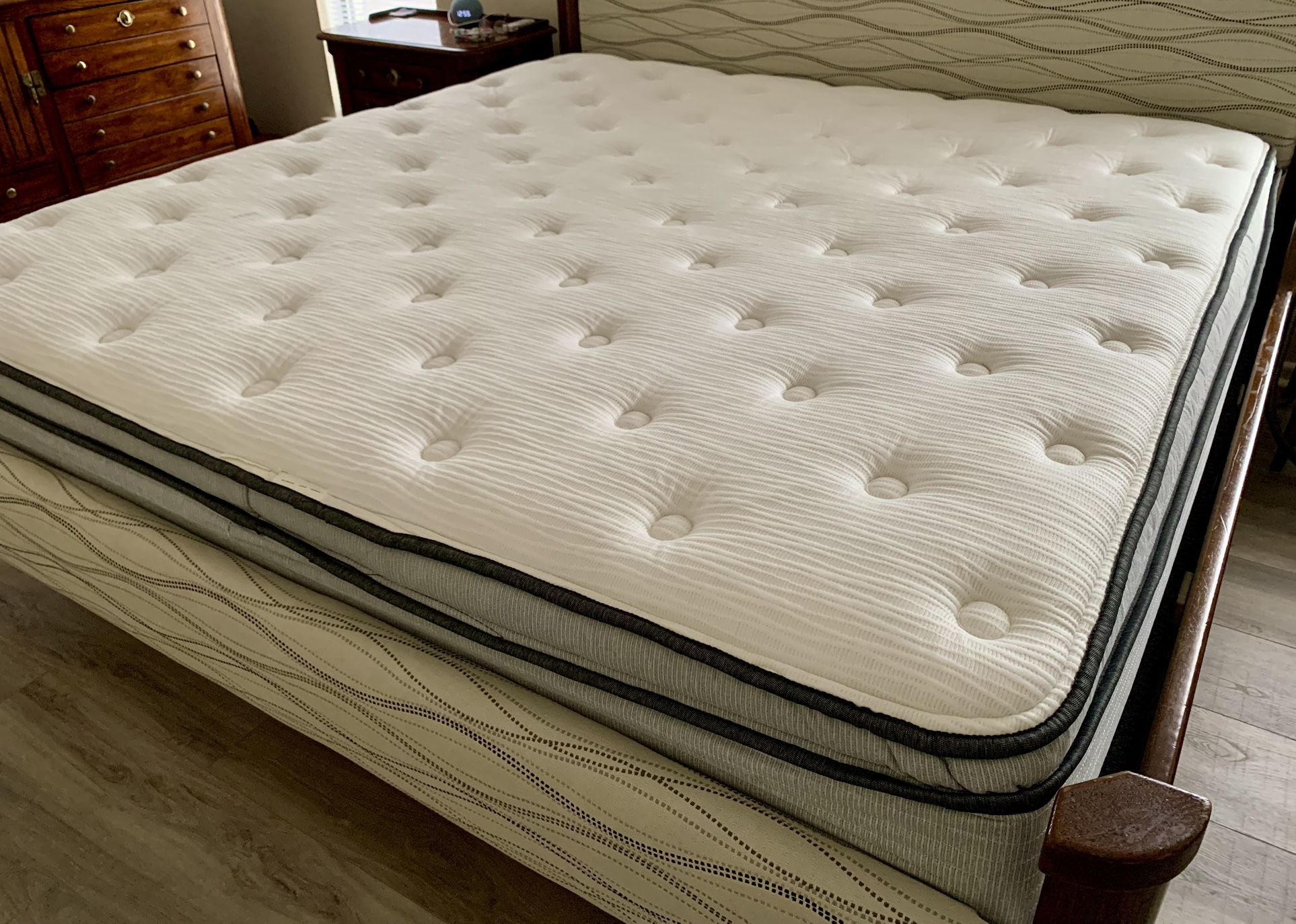 Beautyrest King Mattress for Sale in San Antonio, TX OfferUp