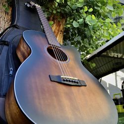 Core Oc Guitar for Sale – Great Condition, Ready to Play‼️