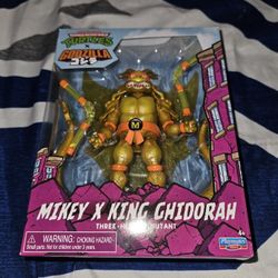 TMNT Mikey X Godzilla Mashups King Ghidorah Figure 