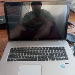 HP I7 Laptop touchscreen M7-i120DX 