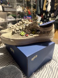 Vans souvenir white size 12 men