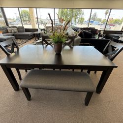 6 Pc Dining Table 