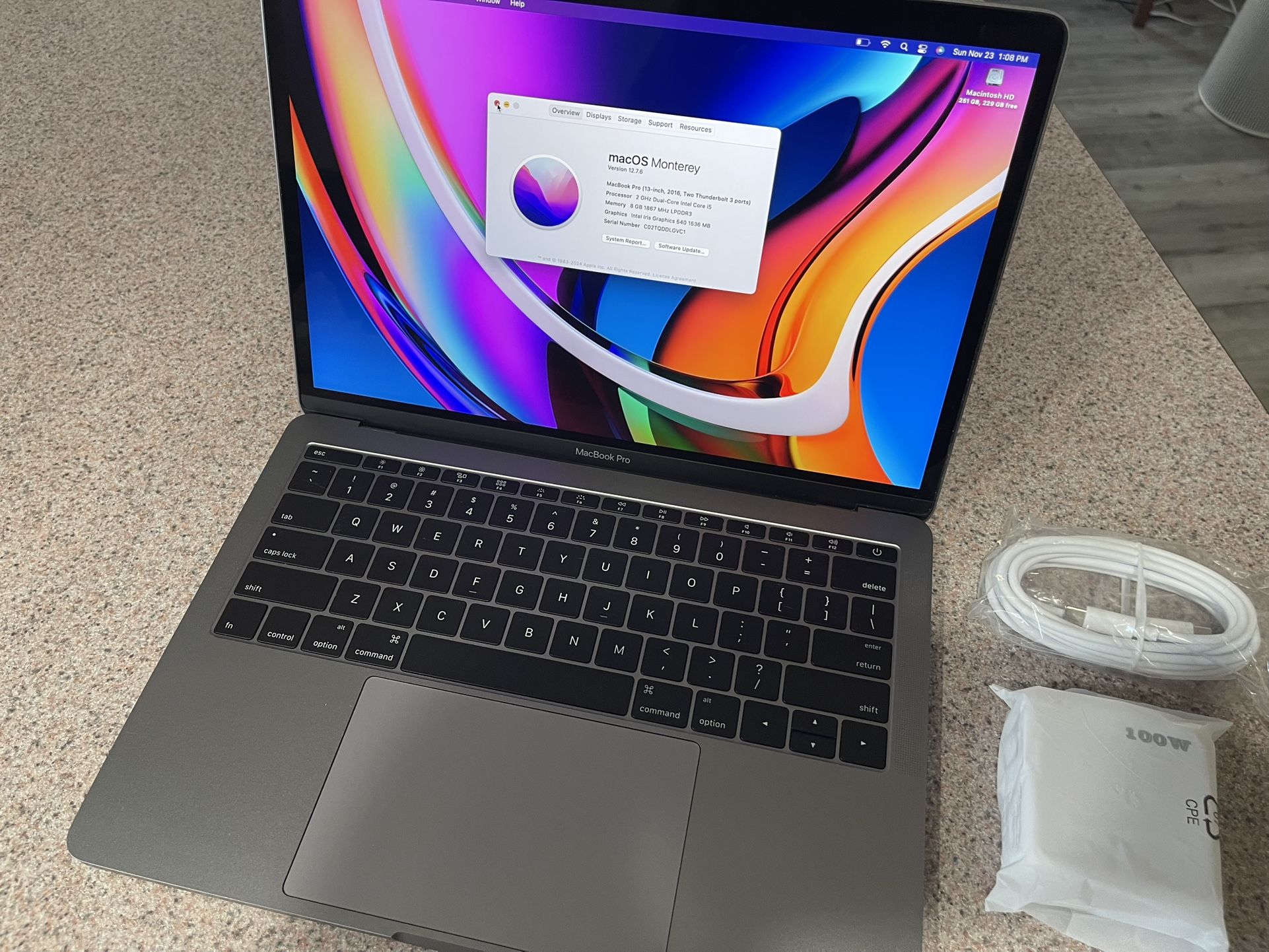 13 Inch MacBook Pro 8 Gig Laptop