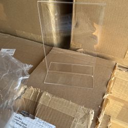 5x7 Clear Acrylic Frames - 300 Pieces