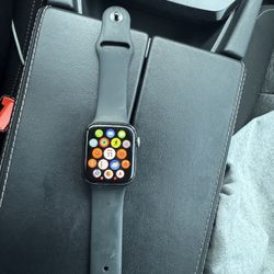 Apple Watch SE 44m