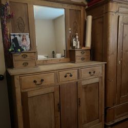 Dresser With Mirror And 2 Night Stands 