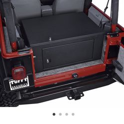 Tuffy 046-01 Jumbo Security Storage Trunk