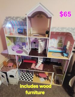 Kirkland Doll House