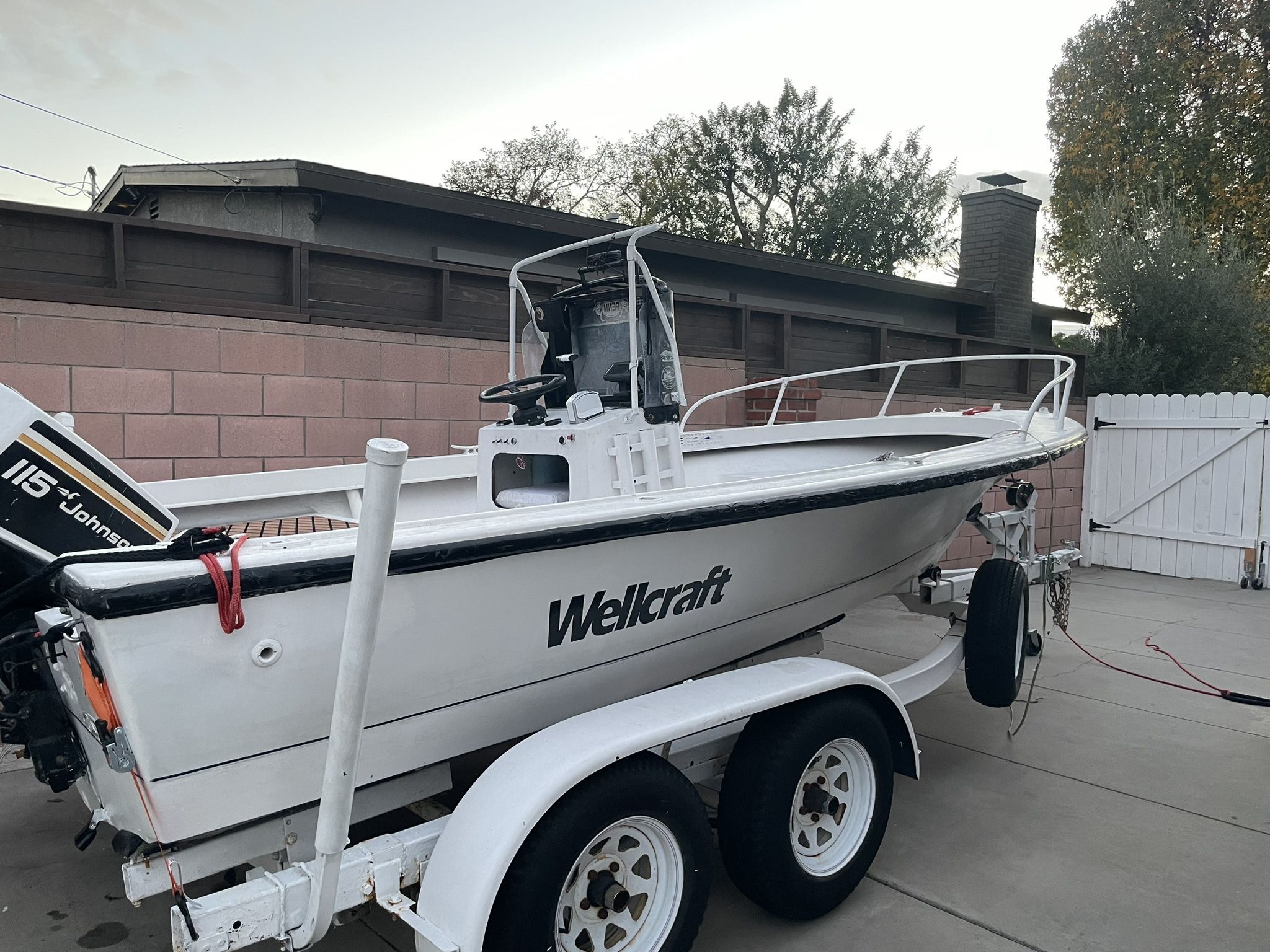 18ft Center Console