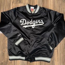 New men’s size large & XL Mitchell & ness LA Dodgers Satin Jacket 
