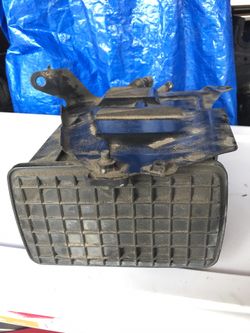 Nissan / Infiniti G35 03-07 EVAP Emission Fuel Vapor Canister, Charcoal Box, Factory OEM