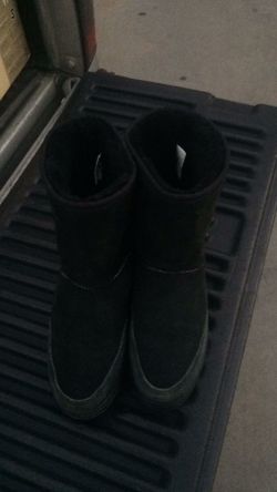 Ugg boots size 8
