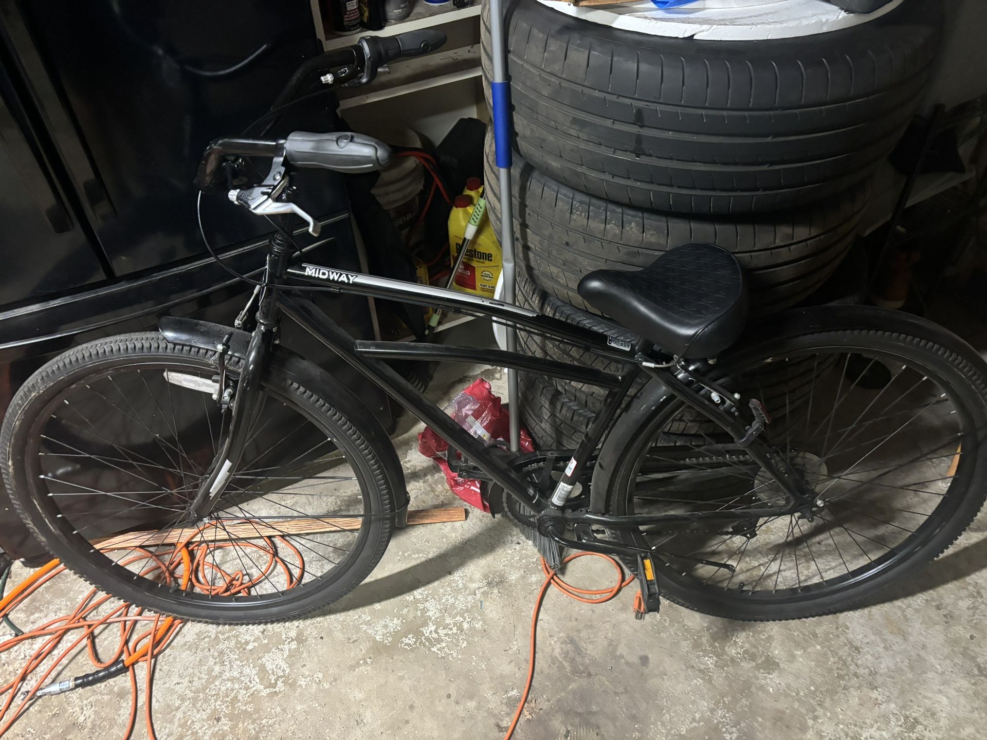 Schwinn 26” Beach Cruiser Bike