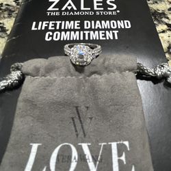 Vera Wang Diamond Engagement Ring