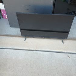 32" Roku Flat Screen TV 