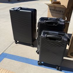 3PCS Travel-Ready Spinner Luggage Set with TSA Locks and Adjustable Handles, Black