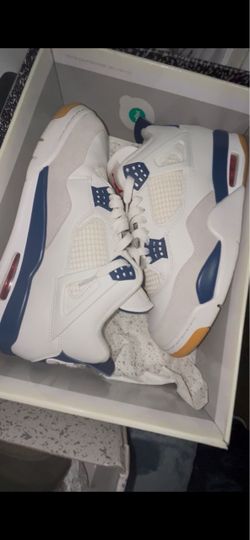Jordan 4s