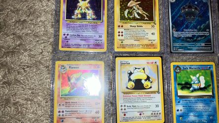 VINTAGE POKEMON LOT HOLOS AND FULL ARTS