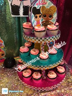 Cupcake holder