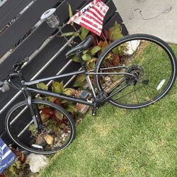 Cannondale Quick Hybrid Bike – Size Small / “4” – $400