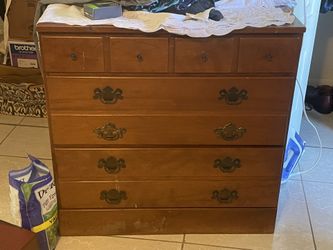 Dresser