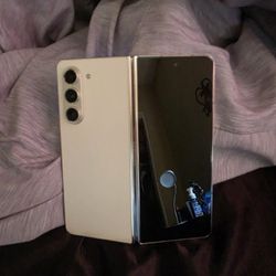 Galaxy Z Fold 5 