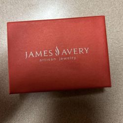 AUTHENTIC JAMES AVERY BRACELET WITH 4 CHARMS