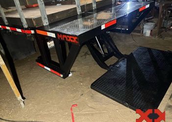 TRAILER R3P4IR