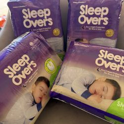Sleep Overs Diapers S/M