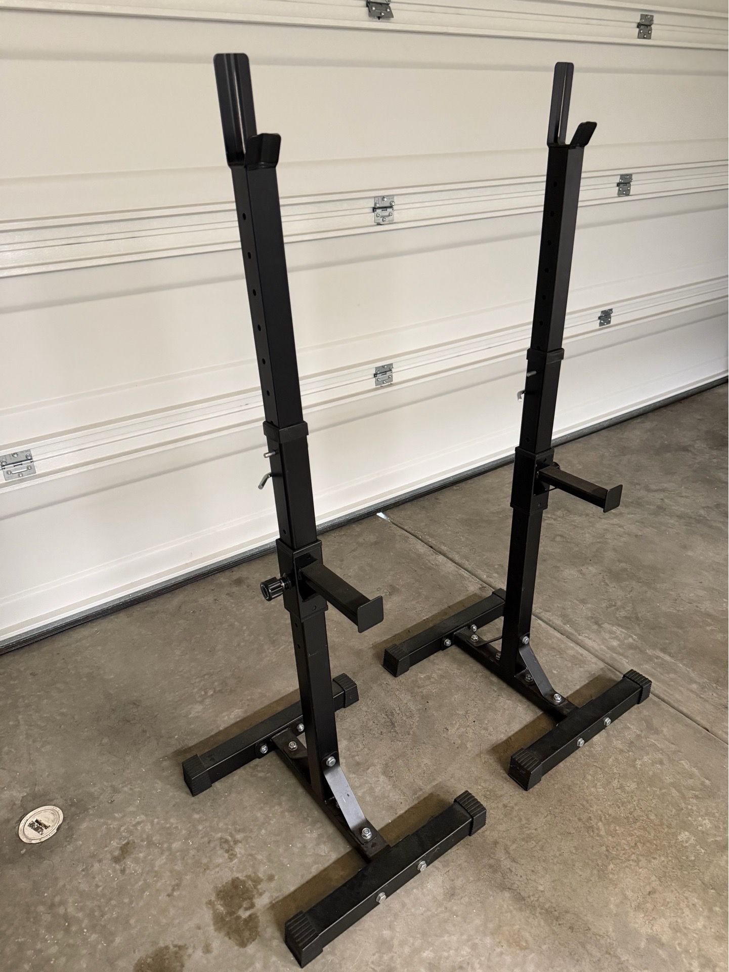 Adjustable Squat rack home gym
