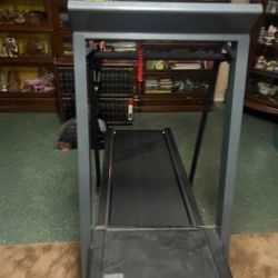 Electric Treadmill - Good For Walking And Light Use (pickup Staten Island)