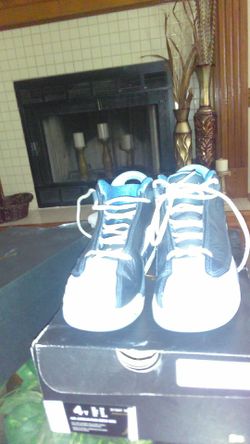 Jordan's size 4y