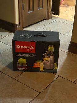 Kuvings Whole Slow Juicer in Box