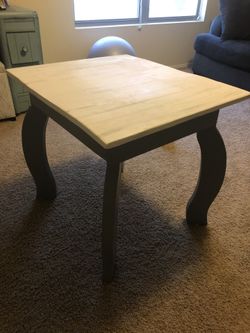 Farmhouse end table