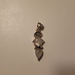 sterling silver moonstone pendant