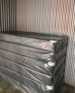 Twin Size Box Spring Foundation — Brand New, Wrapped in Plastic. Available in All Sizes. Same-Day Delivery.