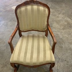 Late 19th Century Antique Queen Anne Style Chair