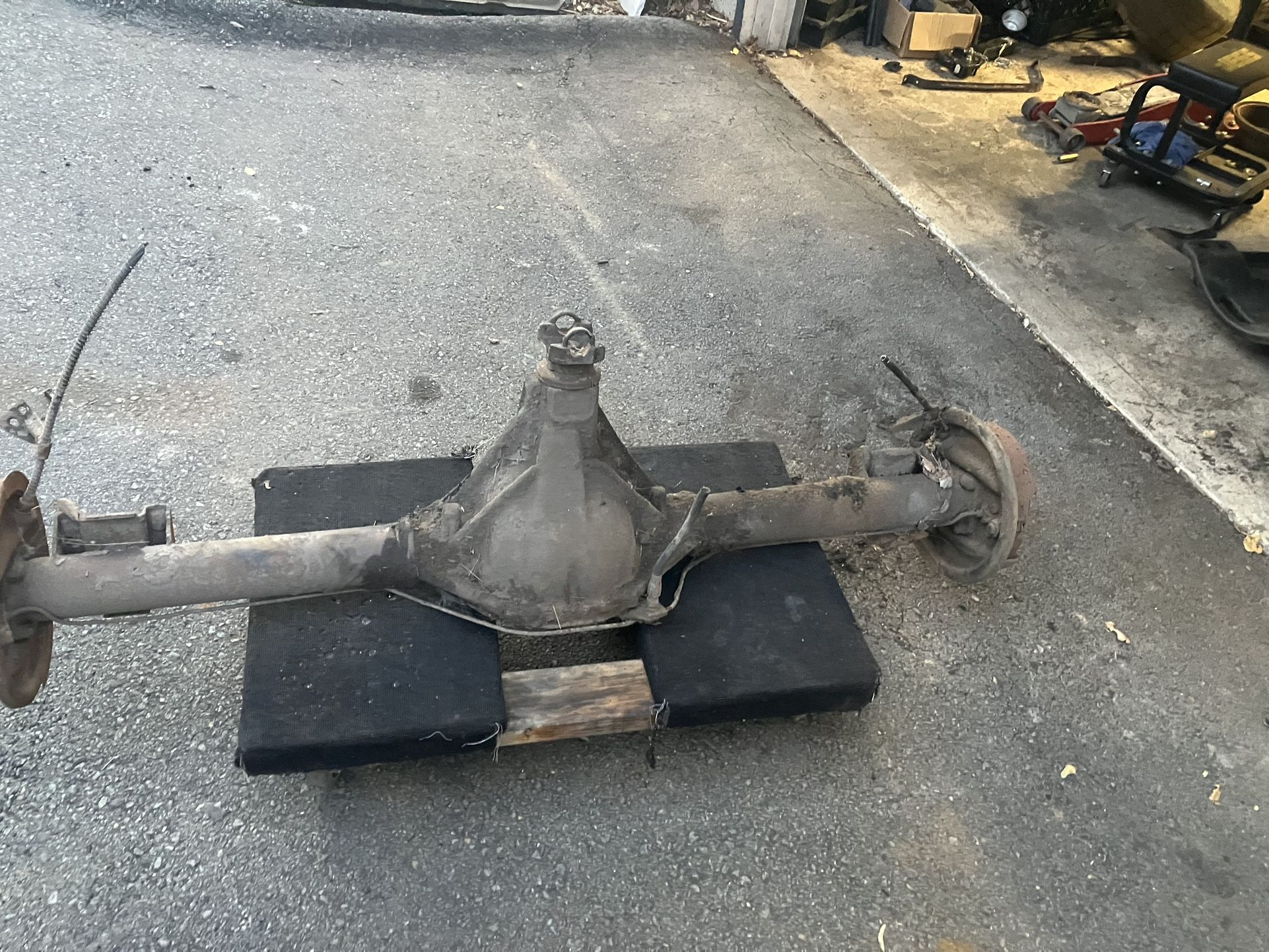 62-67 Nova 10 Bolt Rear End