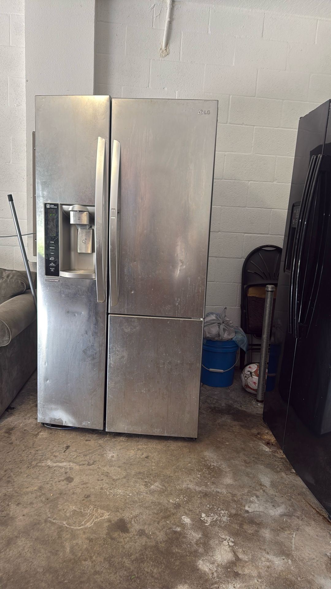 Refrigerator