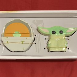 Star Wars The Mandalorian Salt & Pepper Shakers