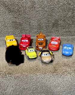 Disney Pixar Cars lot of 7 die cast & plastic Lighting McQueen Mater Luigi Press