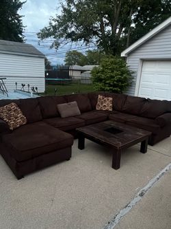 Chocolate Brown U Shaped sectional + Table - FREE DELIVERY
