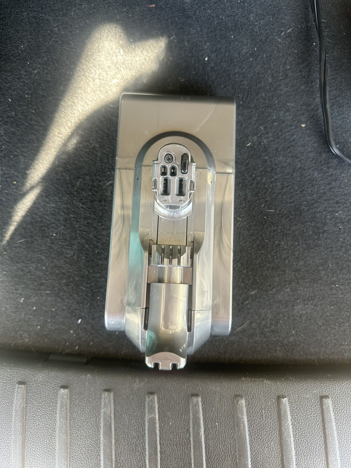 Dyson Vacuum Battery Sv28