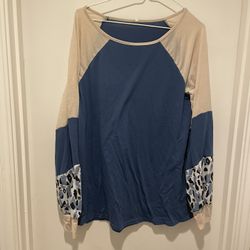 Blue & Beige Leopard Print Baseball Tee Size M