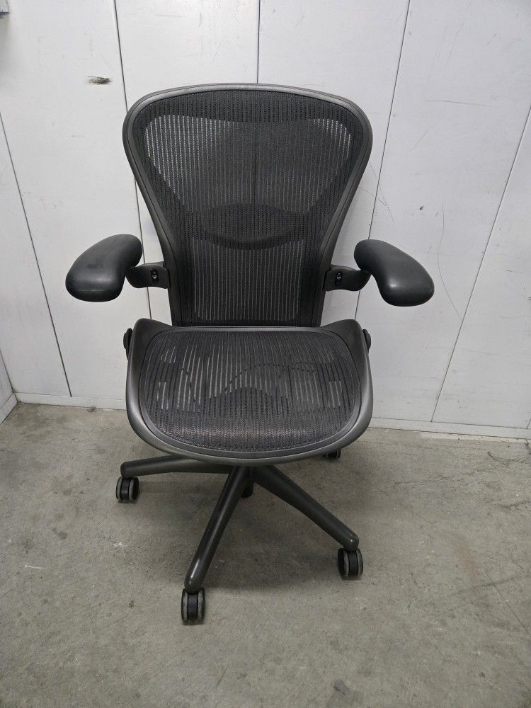 Herman Miller Aeron Size B Fully Ergonomic