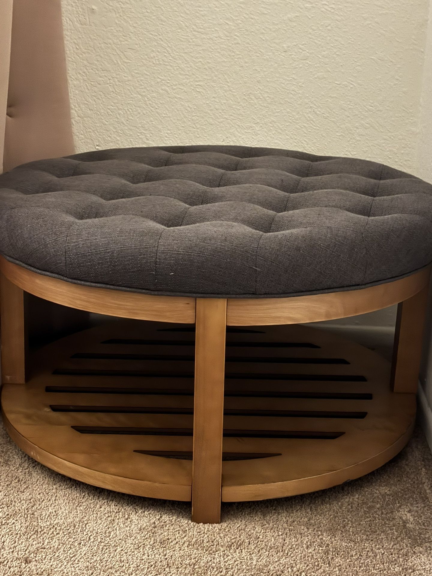 Large Round Upholstered Tuft Linen Ottoman Coffee Table Large Footrest Ottoman with Wooden Shelf Storage, Charcoal