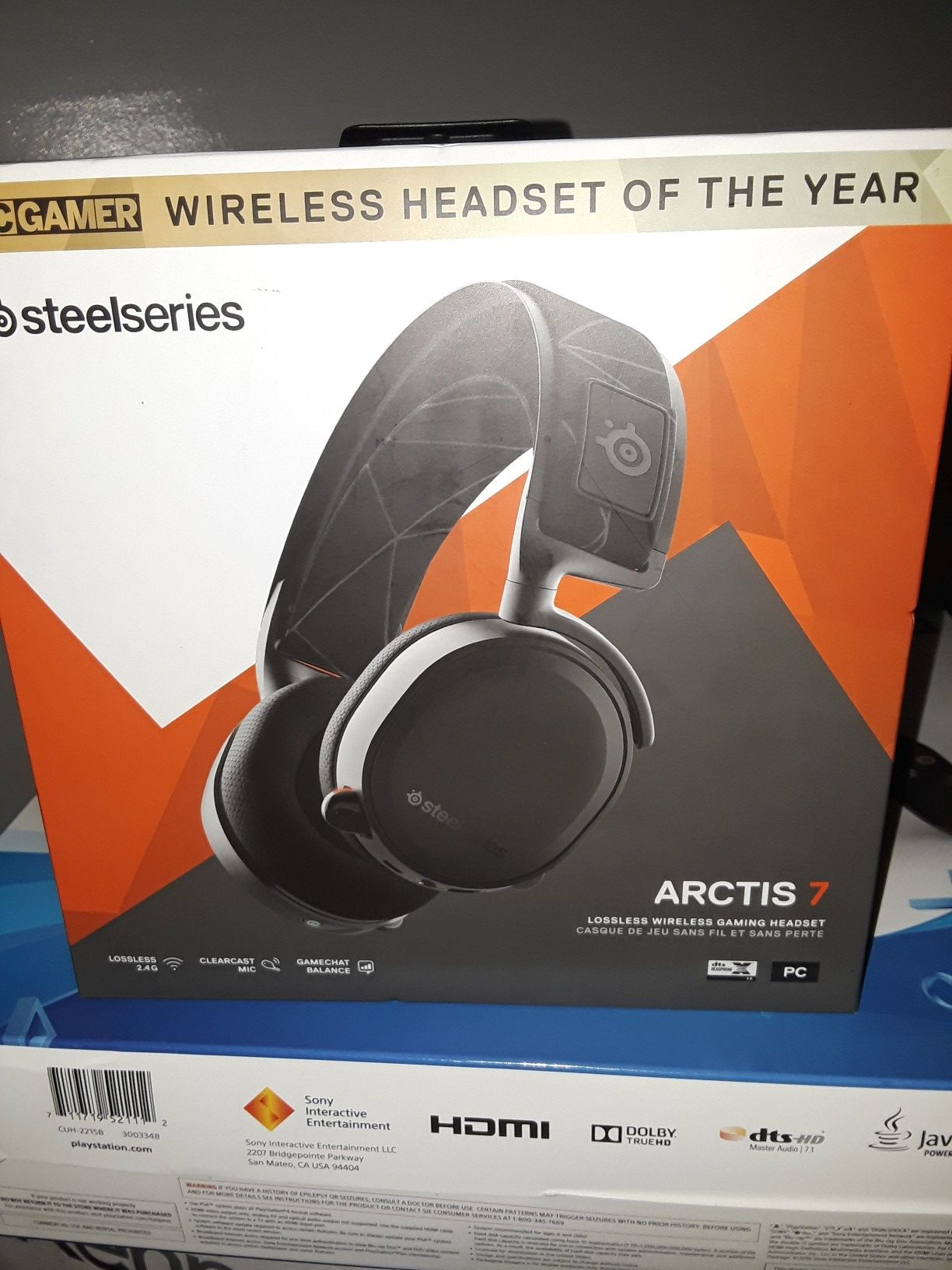 Brand new arctis 7 steelseries gaming headset!!!