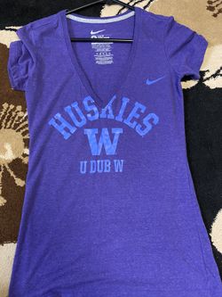 Girls Huskies shirt
