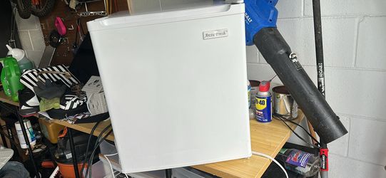 Small refrigerator